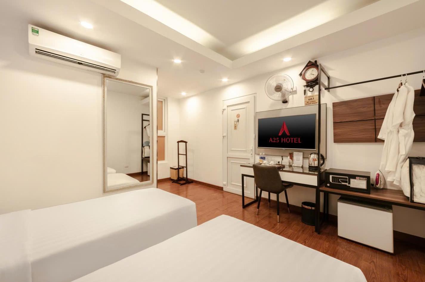 A25 Hotel - 46 Chau Long Hanoi Luaran gambar