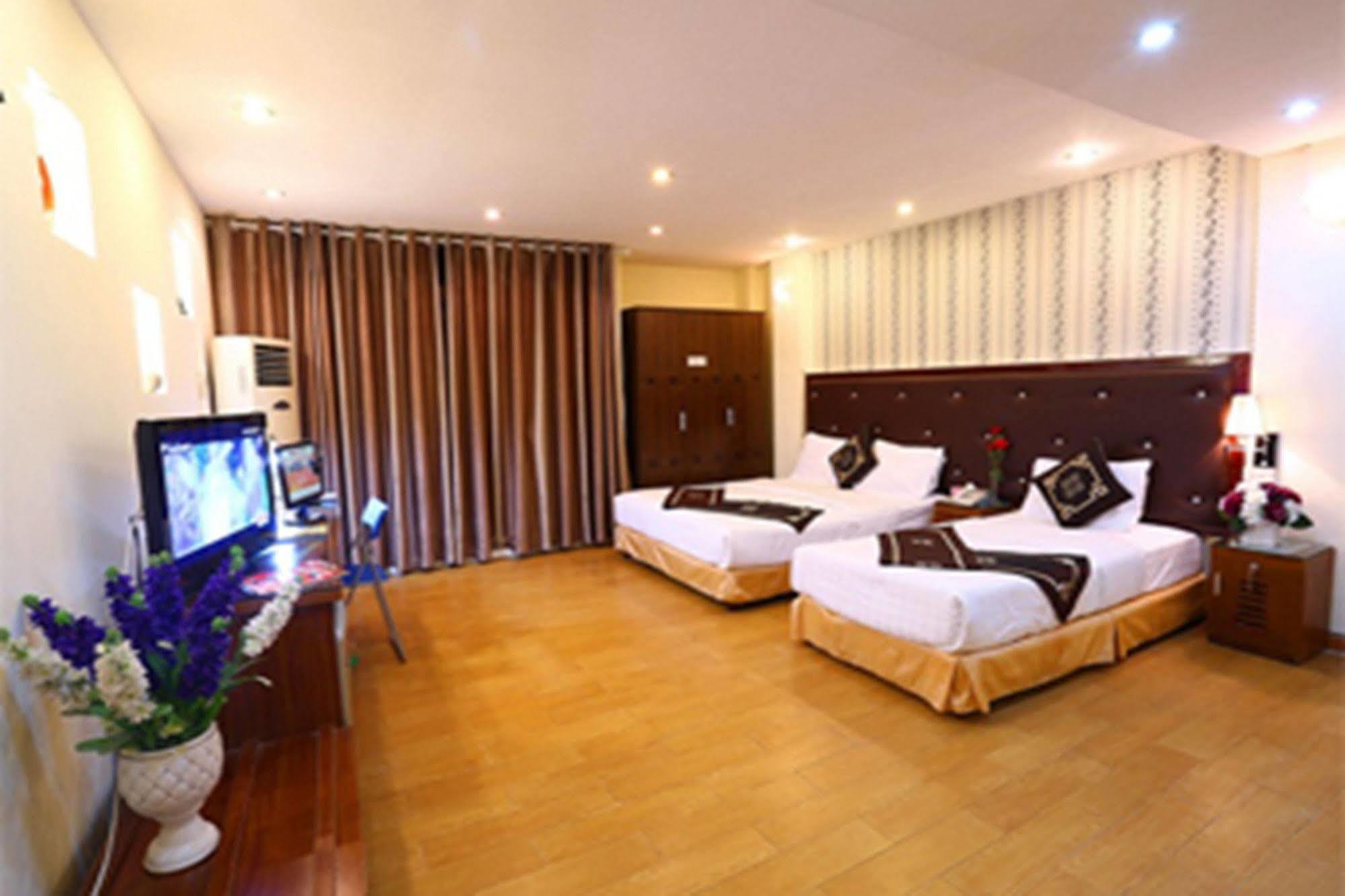 A25 Hotel - 46 Chau Long Hanoi Luaran gambar