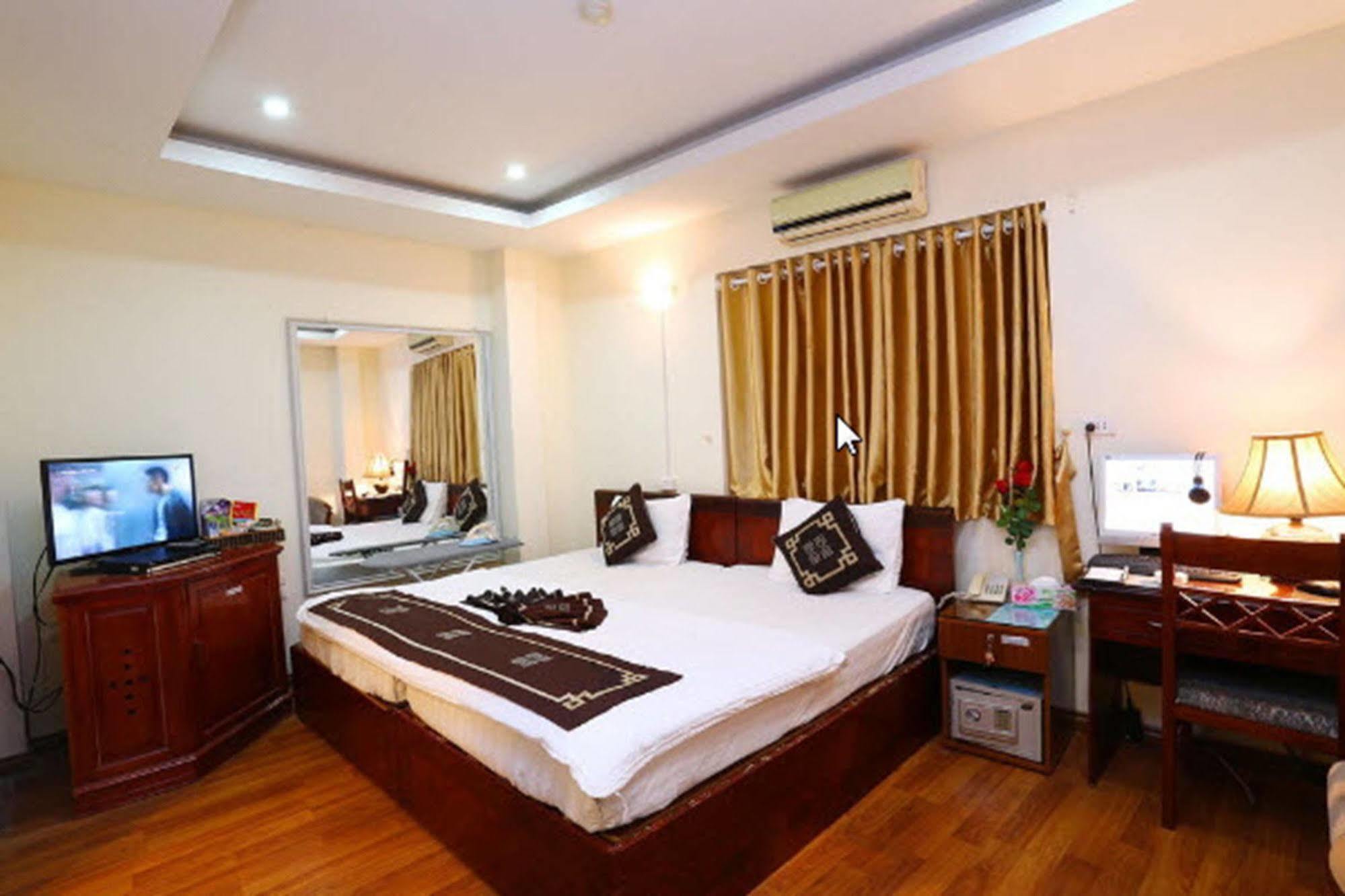 A25 Hotel - 46 Chau Long Hanoi Luaran gambar
